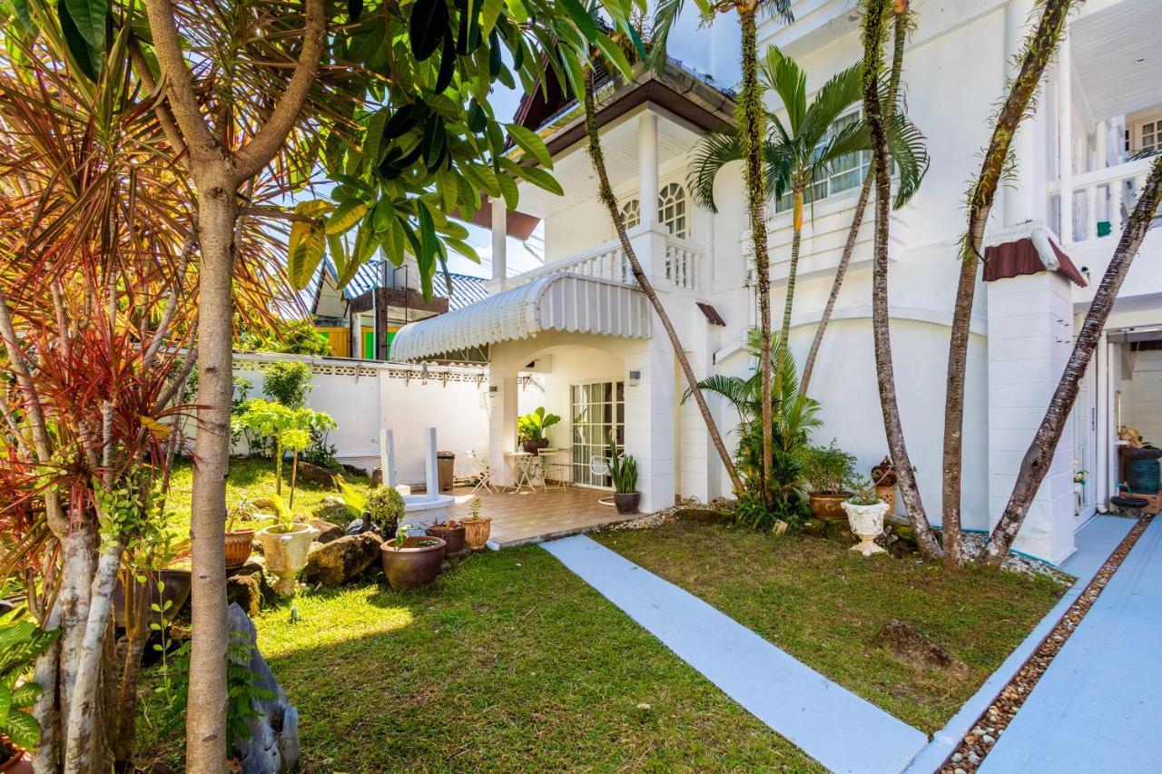 Villa Atchara Patong Exterior photo